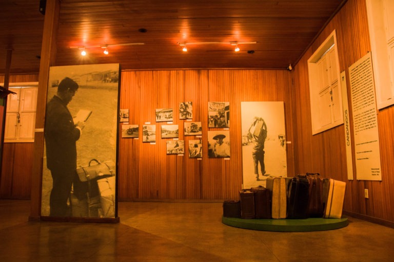 A mostra “Poeira, Lona e Concreto”, totalmente restaurada e higienizada, retrata os primeiros tempos da construção da cidade, no Museu Vivo da Memória Candanga | Foto: Ascom/Secec