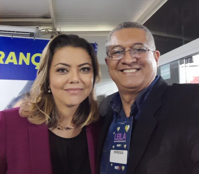 O jornalista Helio Rosa conclama a todos os brasilienses que pensam nas pessoas em primeiro lugar para votarem na Leila para governadora | Foto: Redes Sociais.