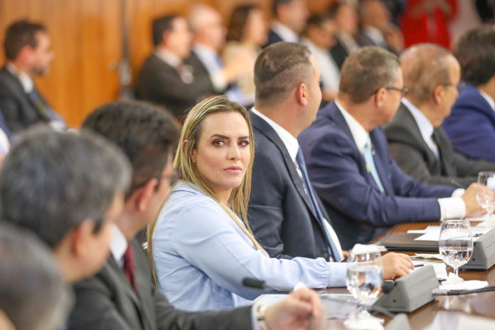 DF leva propostas de mobilidade e saúde em encontro com presidente Lula Foram apresentadas ao presidente da República o desejo de construção de um hospital para atender a capital federal e Goiás e também melhorias do transporte público. Foto: Renato Alves