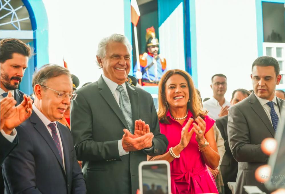 Governador Ronaldo Caiado durante transferência simbólica da capital para a cidade de Goiás: “Temos respeito e preservamos o berço histórico e cultural do estado”. Foto: Hegon Correia