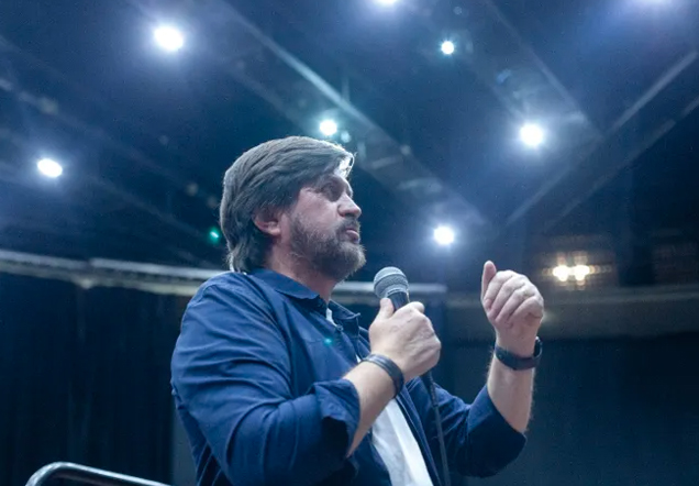 Secretário Claudio Abrantes se compromete a atender demandas | Foto: Divulgação