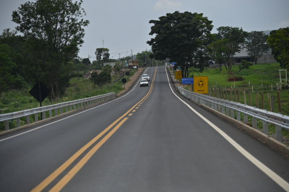 Com recursos do Fundeinfra, Governo de Goiás já entregou a restauração da GO-080, entre Goianésia e Barro Alto (Foto: Silvano Vital/ Goinfra)