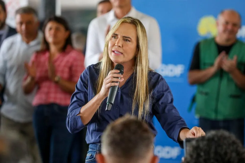 Celina Leão: “O que seria do nosso país se não fosse o agricultor que lavra a terra?” | Fotos: Paulo H. Carvalho/Agência Brasília