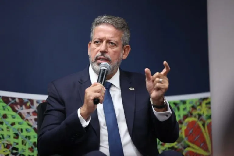Arthur Lira, relator do projeto que propõe elevar a faixa de isenção do Imposto de Renda para R$ 5 mil / Itawi Albuquerque / Agência Câmara