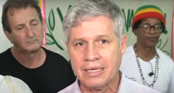 O ministro do Desenvolvimento Agrário, Paulo Teixeira / Reprodução / JP News