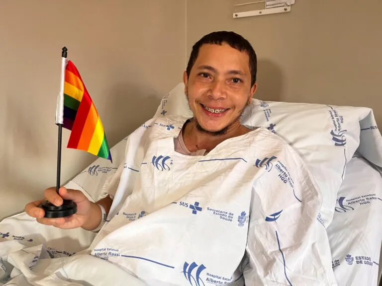 Eduardo Araújo é um dos pacientes atendidos pelo serviço transexualizador do HGG / Divulgação