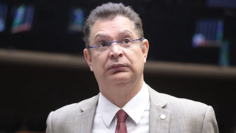 Líder do PL na Câmara, Sóstenes Cavalcante (RJ) / Agência Câmara 