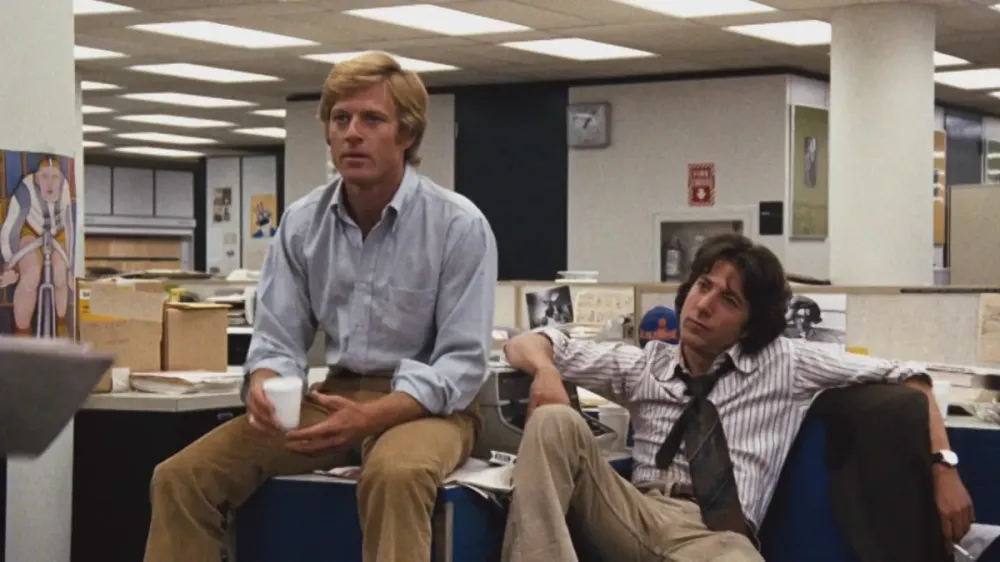Robert Redford e Dustin Hoffman no clássico do cinema “Todos os homens do presidente”, de 1976 / Divulgação