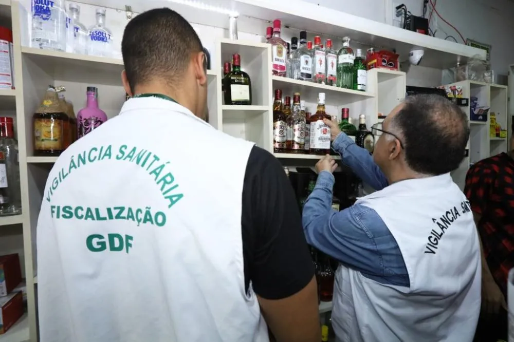 Vigilância Sanitária do GDF / Sandro Araújo / Agência Saúde-DF