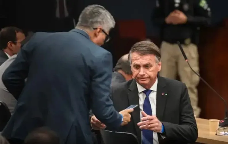 Bolsonaro durante o depoimento de Mauro Cid no Supremo Tribunal/Arquivo/Valter Campanato/Agência Brasil