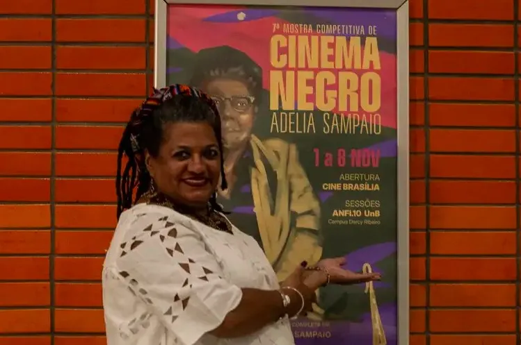 A cineasta Edileuza Penha de Souza  é autora de livros e artigos que se tornaram referência no debate sobre negritude, audiovisual e educação - Foto Mostra Adelia Sampaio/Divulgação