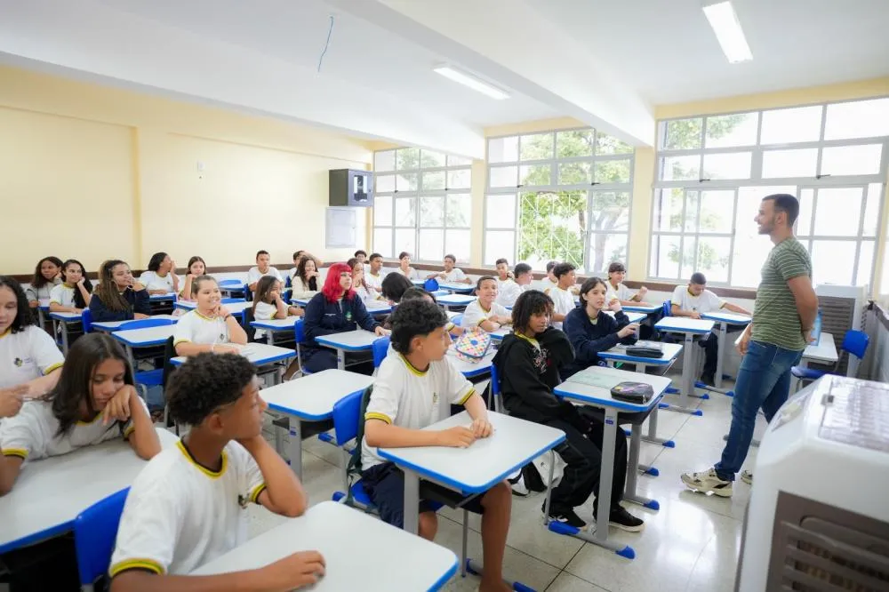 Seduc Goiás investe na instalação de aparelhos de refrigeração nas salas de aula para reduzir os efeitos das ondas de calor previstas para o segundo semestre - Fotos: Seduc