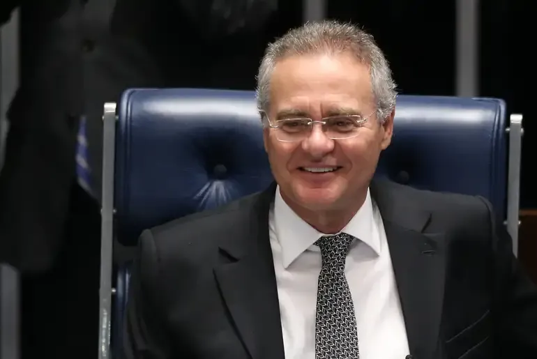 TRE condena Renan por acusações contra Arthur Lira