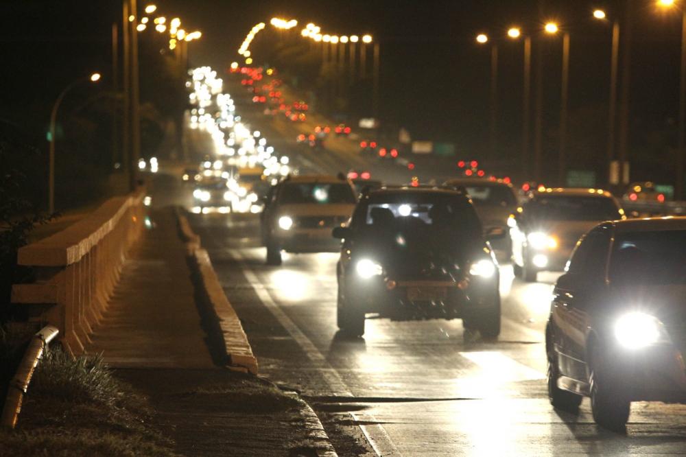 O feriado será na segunda-feira (12), também Dia das Crianças, e, por isso, o fluxo de veículos saindo da cidade deve começar a ficar mais intenso a partir desta sexta-feira (9). Foto: Arquivo/Agência Brasília