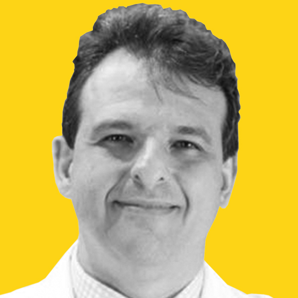 Artigo / Dr. Clay Brites